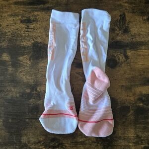 Protective Spot Socks/ Basketball Performance Socks for Men and Women